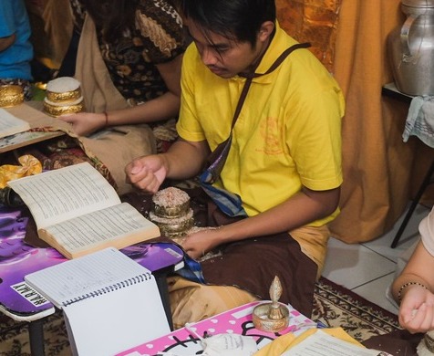 Retret Sutra & Tantra